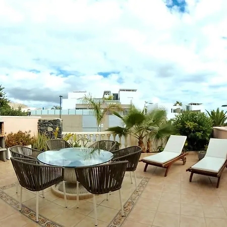 Spacious 500 M From The Sea! Playa Del Duque Nyaraló *