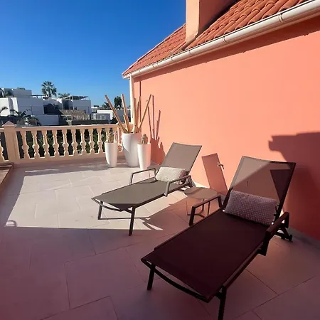 Spacious 500 M From The Sea! Playa Del Duque Nyaraló *