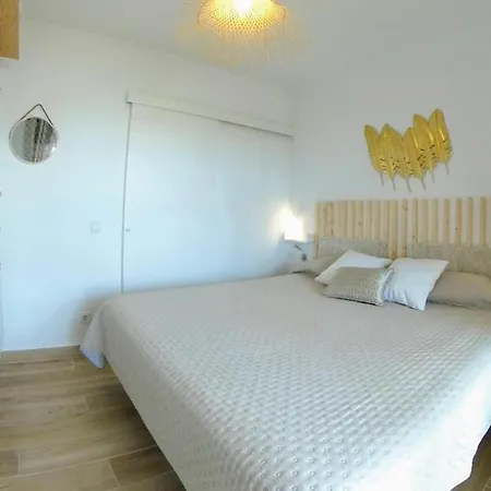 Casa vacanze Spacious 500 M From The Sea! Playa Del Duque