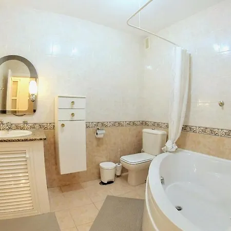 Spacious 500 M From The Sea! Playa Del Duque Casa vacanze Costa Adeje (Tenerife)